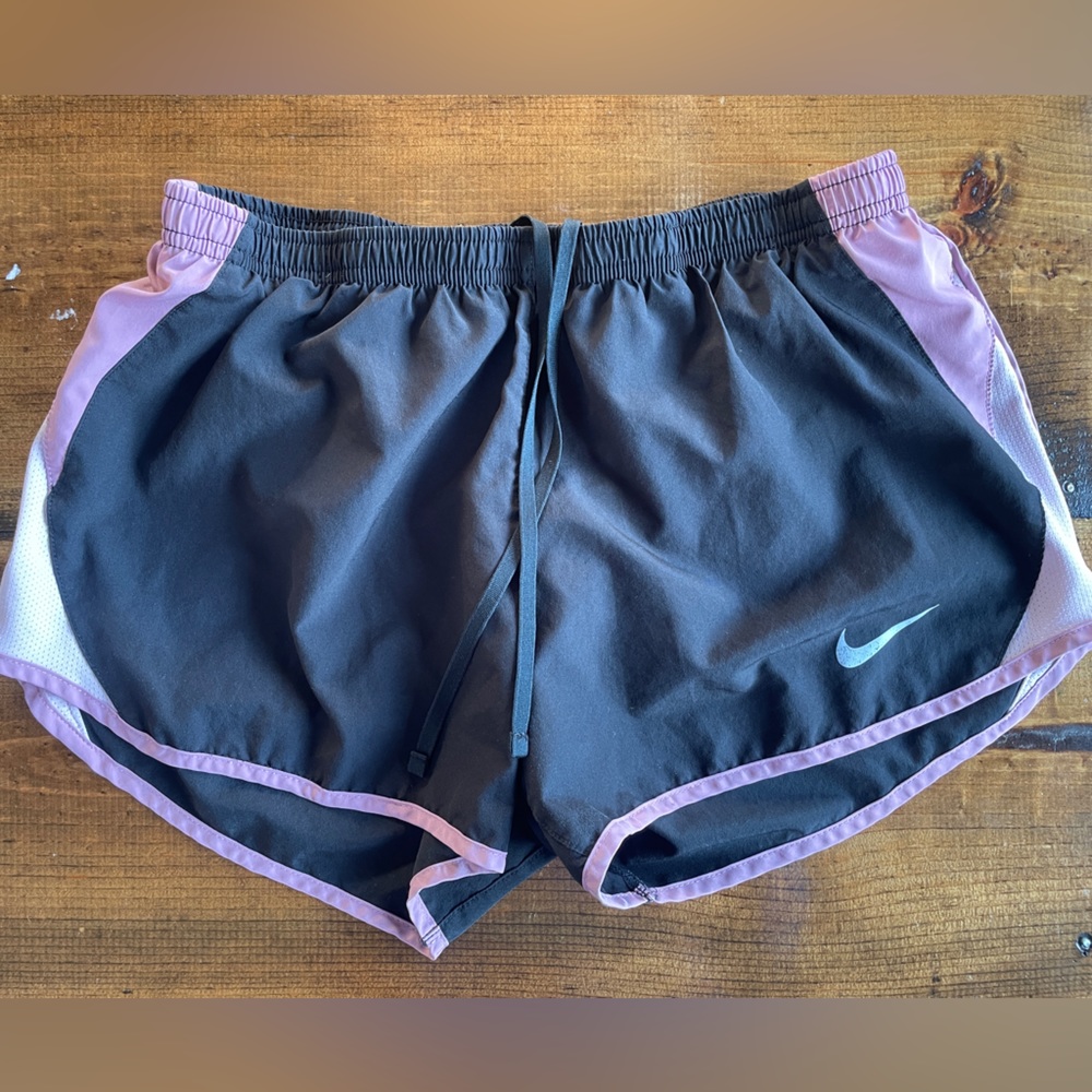 Nike / M Drawstring Running Shorts